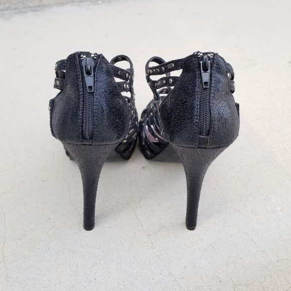 Black Platform Metal Studded Heels - Picture 4 of 7